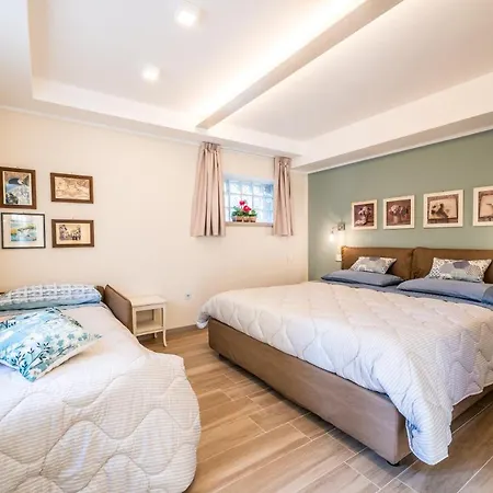 Il Nido Degli Usignoli With Bikes Storage 4* بسكييرا ديل غاردا