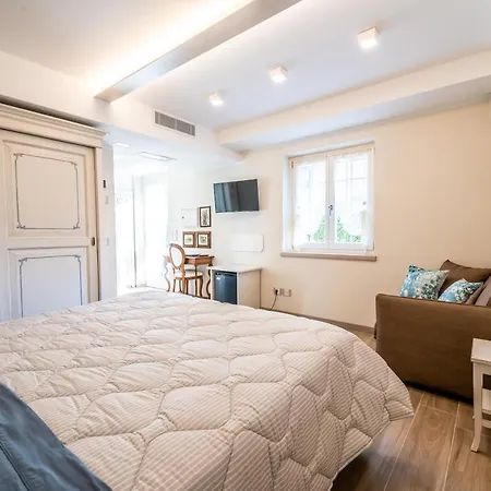 Il Nido Degli Usignoli With Bikes Storage