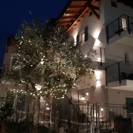 Il Nido Degli Usignoli With Bikes Storage 4*