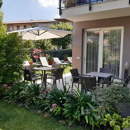 بيت ضيافة Il Nido Degli Usignoli With Bikes Storage 4*