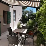 Konukevi Il Nido Degli Usignoli With Bikes Storage Peschiera del Garda